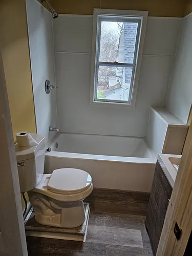 58 Locust St #UP Photo 1