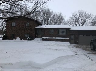 509 Rural St, New Hampton, IA 50659