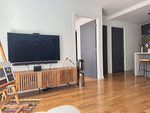 4th image of 4121 23rd St APT 5C