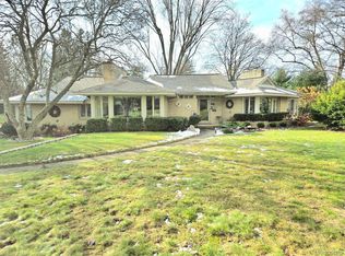 1435 Kra Nur Dr, Burton, MI