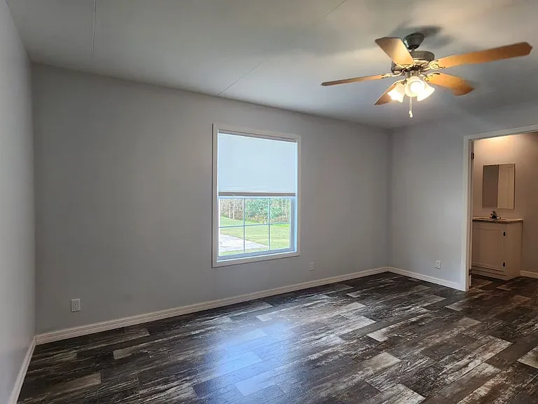 2908 Kingswood Cir — Photo 3