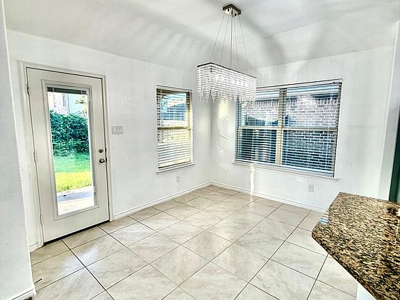 4th image of 10200 Levelland Pl