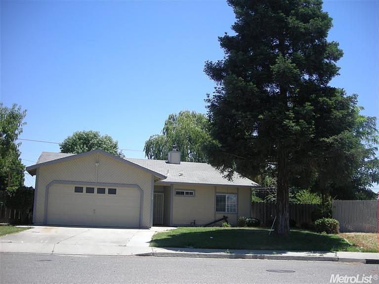 1st image of 9463 Orchid Ln