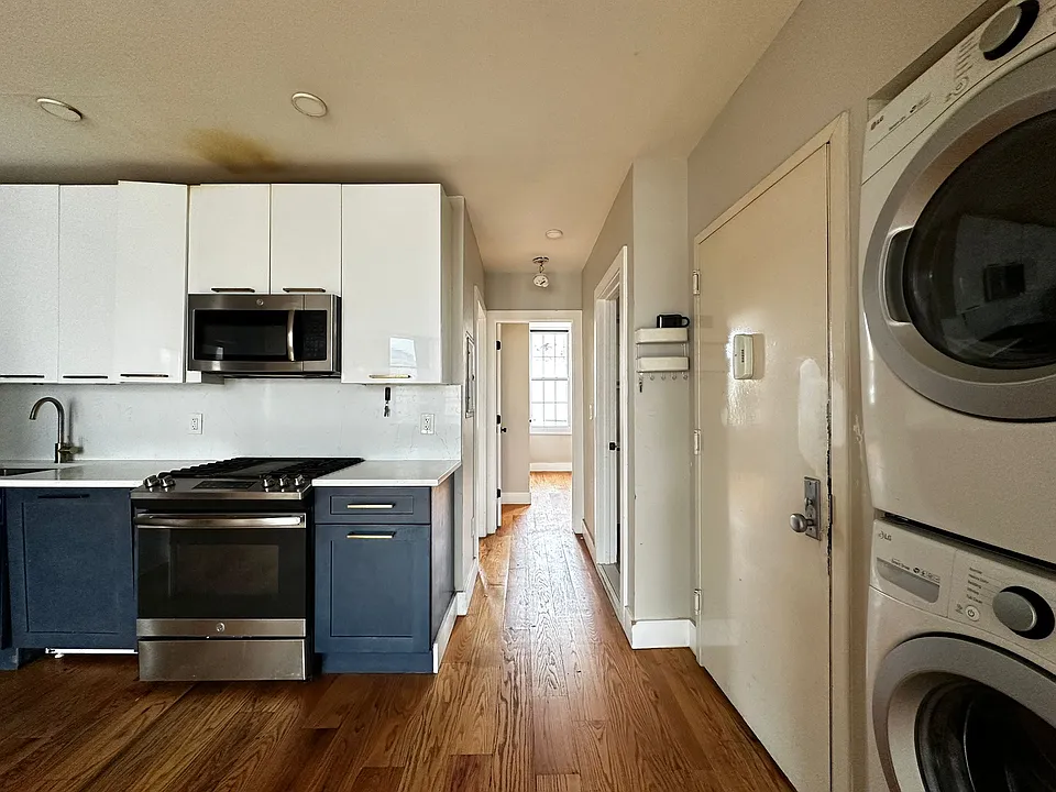90-92 Graham St #2