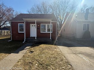 7568 Prospect Ave, Warren, MI 48091