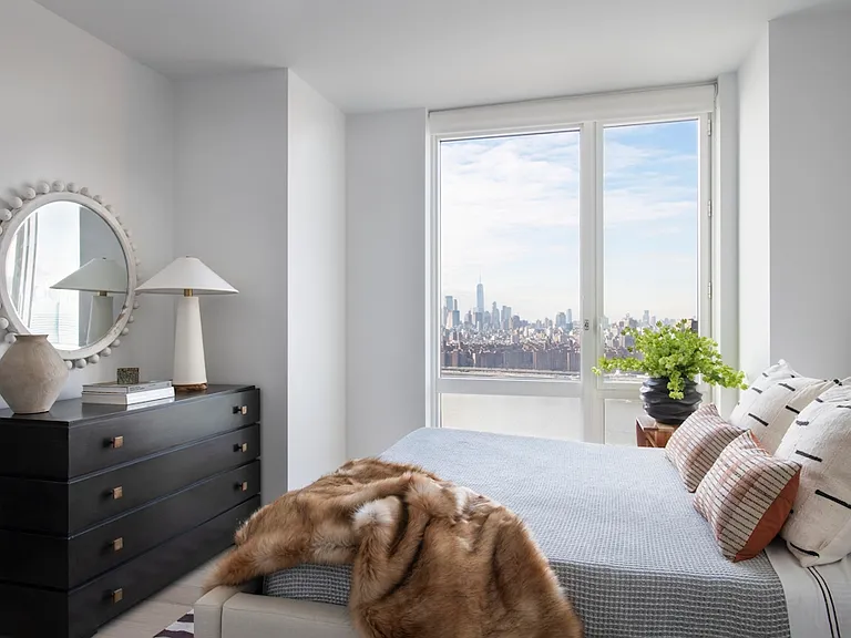 1-15 57th Ave #5123 — Photo 3