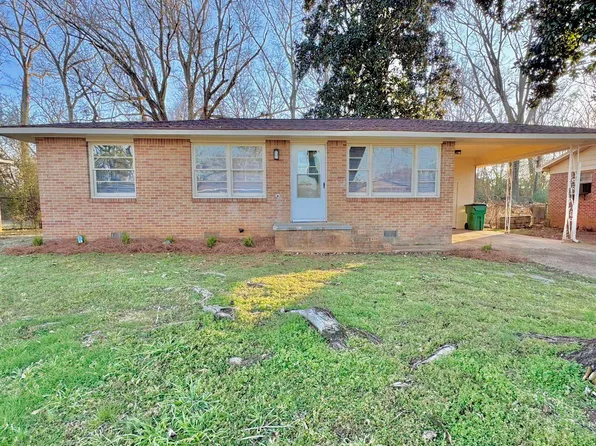 1122 Paul E Johnson Dr, Tuscumbia, AL 35674