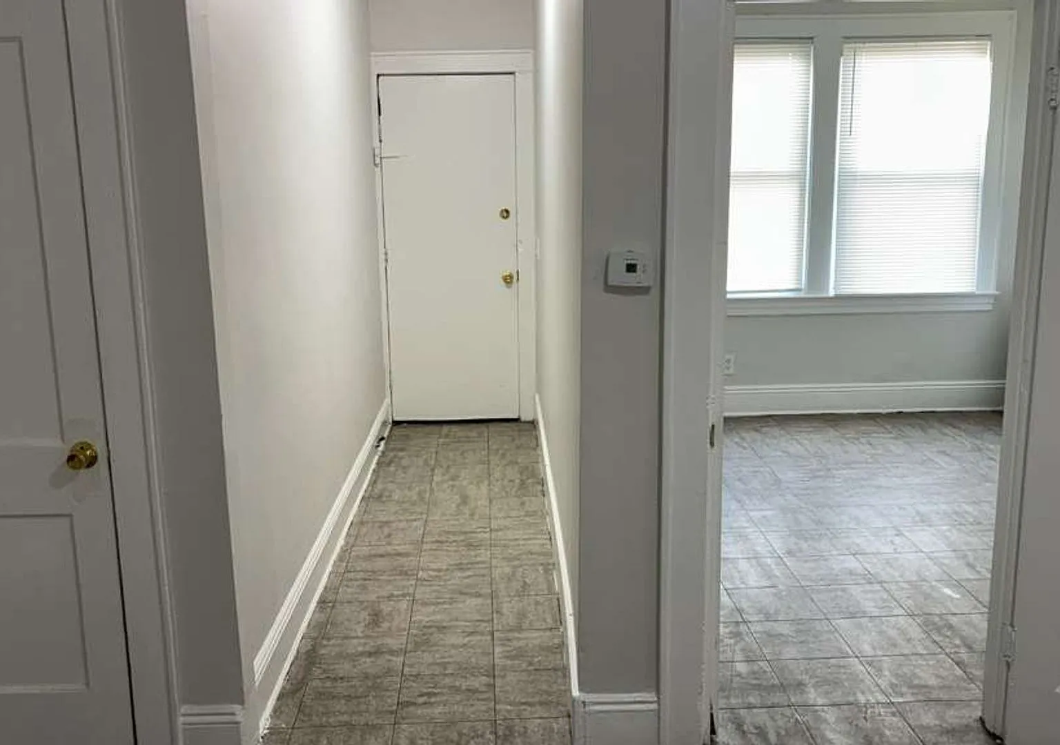 Bright 3-Bedroom Home with Private Entrance, Spacious Layout & Prime Plainfield Location — Photo 1