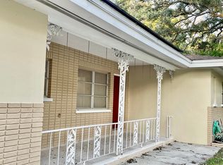 920 Lakewood Dr, Dunedin, FL 34698