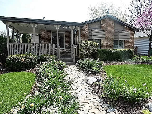 1005 Florence St photo 1