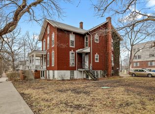 212 W High St APT 2, Urbana, IL 61801