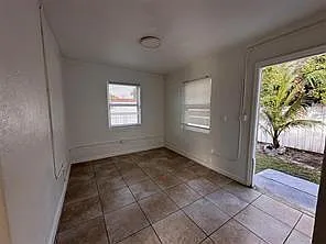 728 SW 6th St #1 — Photo 19