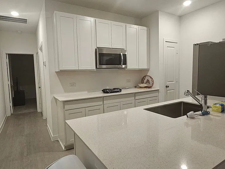 21518 Springhill Grove Ln — Photo 7