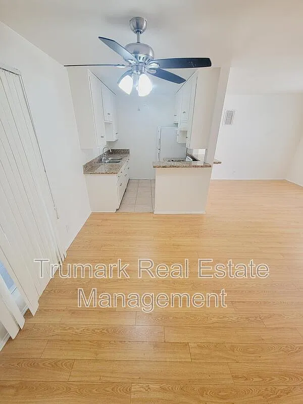 1 bed, 1.0 bath, $1,950 — Photo 2