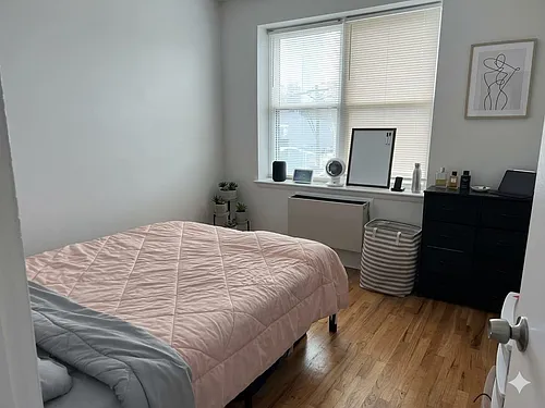 43 Van Wagenen Ave #3B Photo 1
