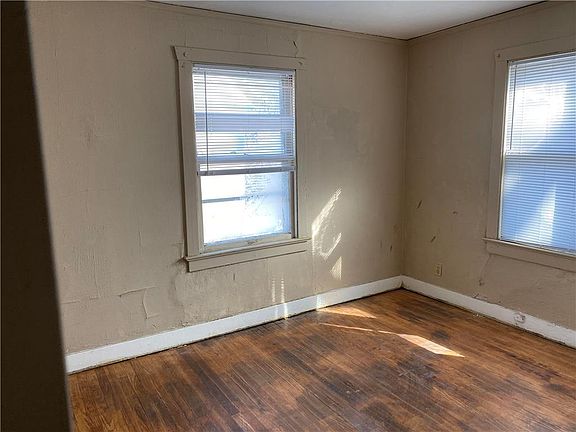 5th image of 4237 Olive St