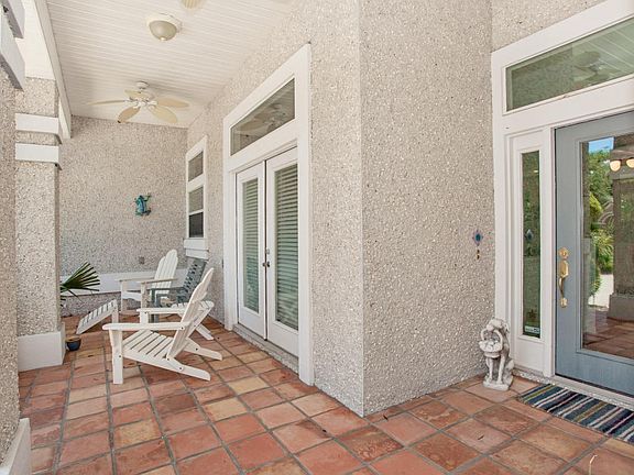 4th image of 46 Sea Winds Ln E