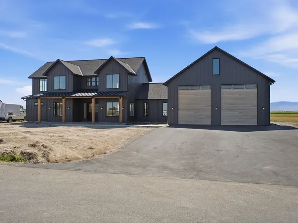 217 Taylor Ln, Pasco, WA 99301