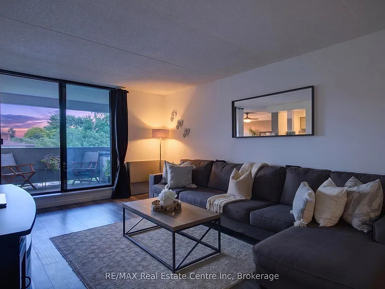 65 Silvercreek Pkwy N #401 — Photo 11