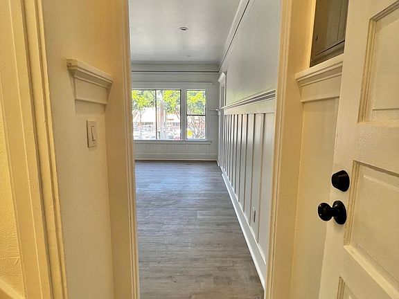 3rd image of 1610 W Sunset Blvd #4
