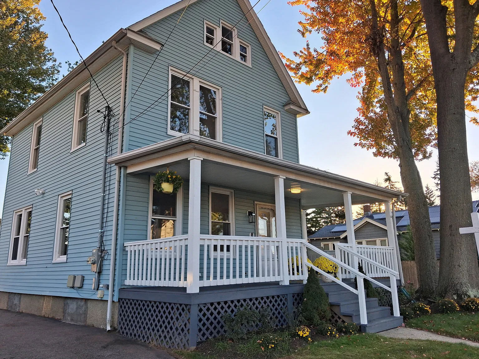 4 bed, 2.5 bath, 1883 sqft, $4,750 — Photo 2