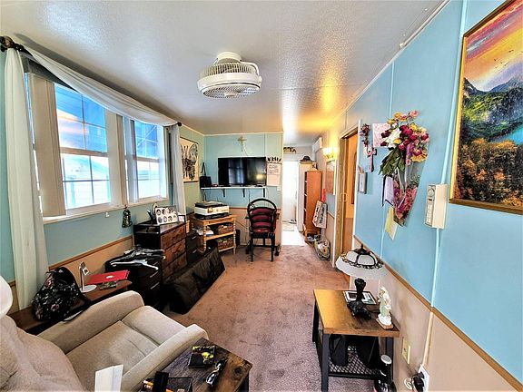4th image of 11911 66th St #327