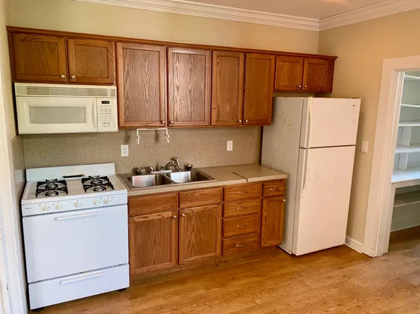 206 8th St S, La Crosse, WI 54601