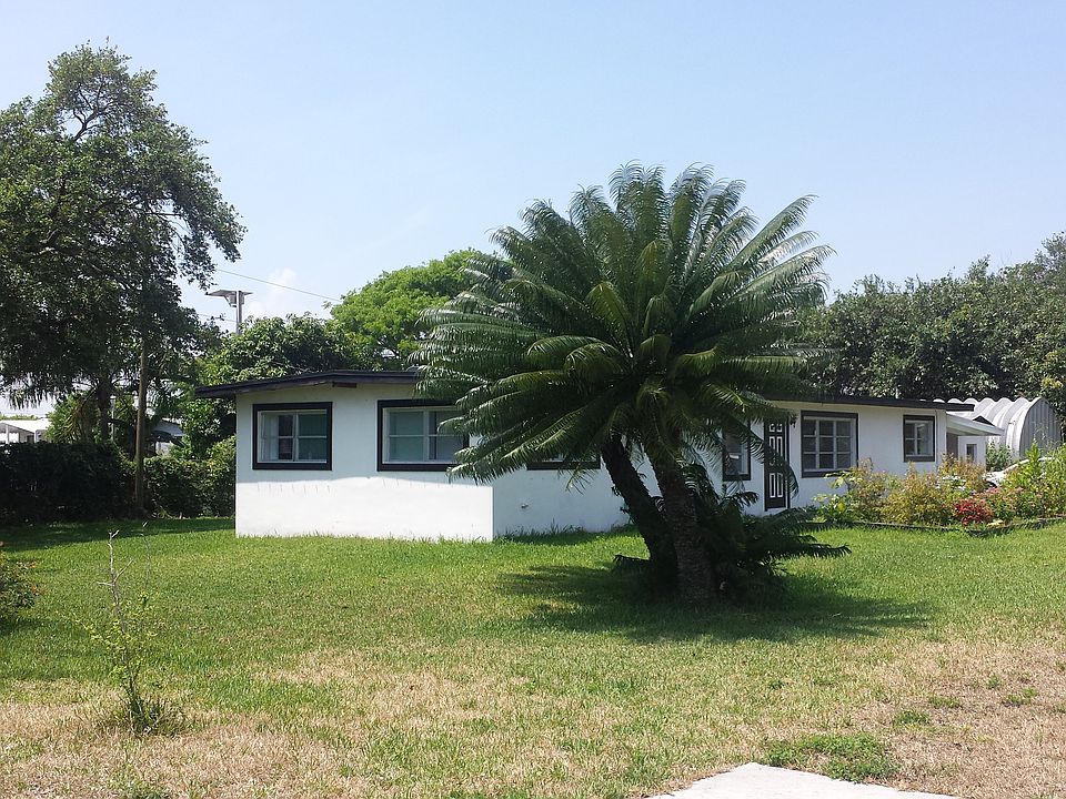 1st image of 2612 SW 52nd Ct