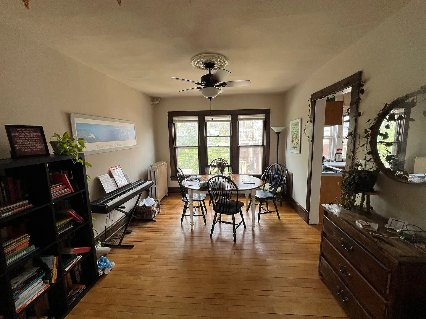 916 E Gorham St — Photo 3