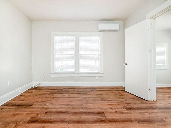 3rd image of 612 S Park Ave APT 1
