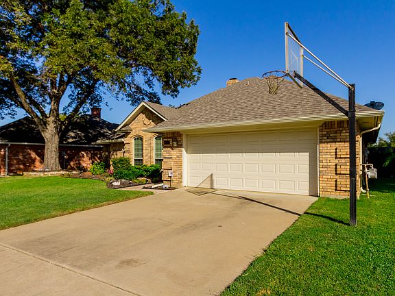 3rd image of 2609 Tall Meadow Ct