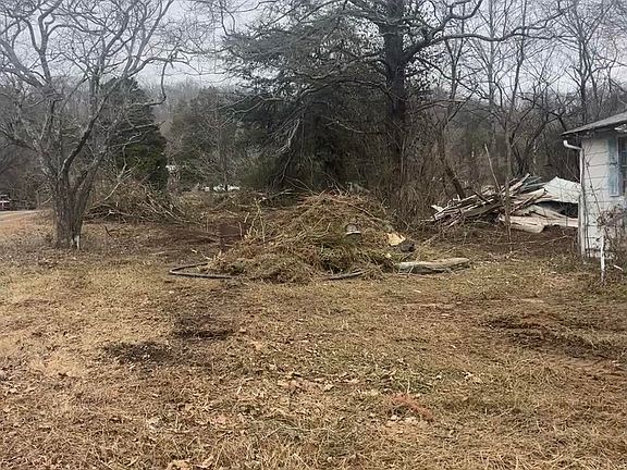 4th image of 6309 Ball Rd