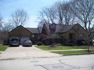 605 La Fox River Dr, Algonquin, IL 60102