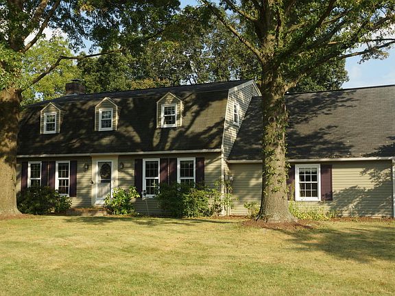 13 Greenbrier Ave.