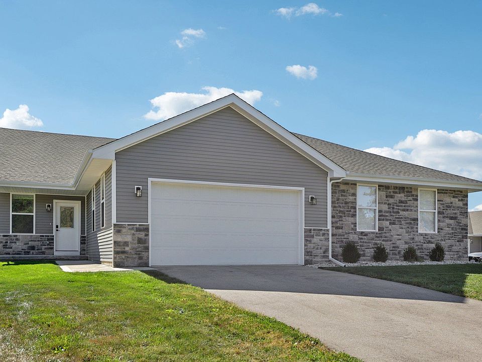 1st image of 217 W Meadows Dr