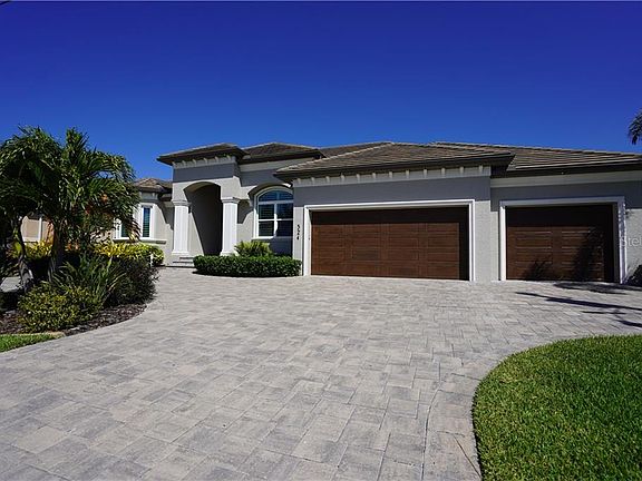 3rd image of 524 Port Bendres Dr