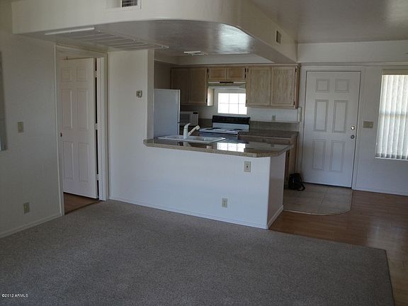 3rd image of 14910 N Kings Way Unit 202