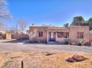 6636 Elwood Dr NW, Los Ranchos De Albuquerque, NM 87107