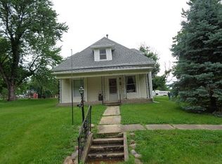 504 W 4th St, Stewartsville, MO 64490