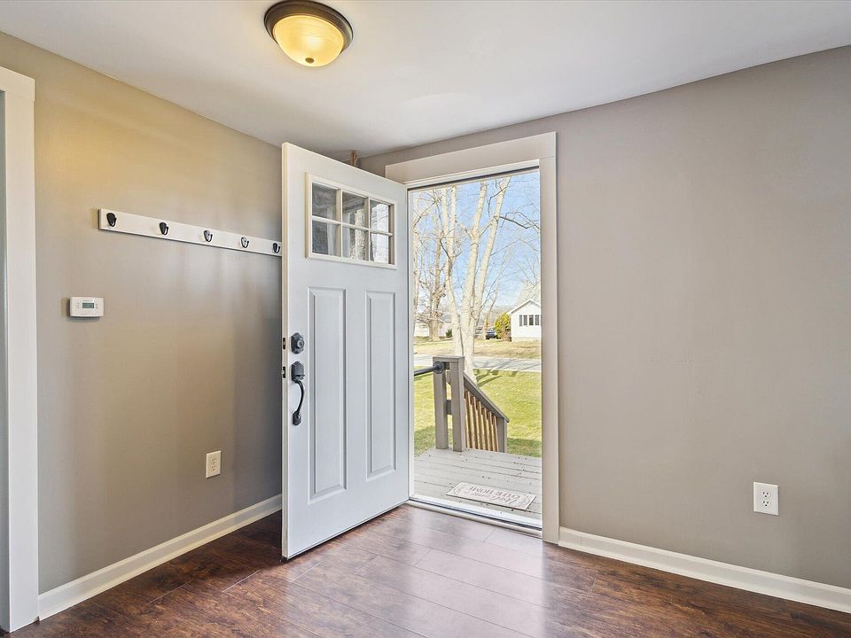 2908 76th St SE, Caledonia, MI 49316 Zillow