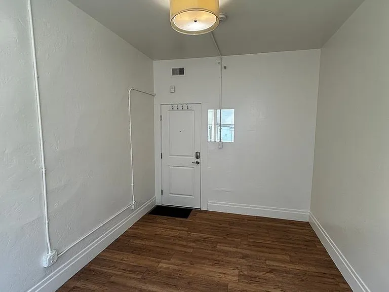 201-205 9th Street (7085rc) — Photo 11