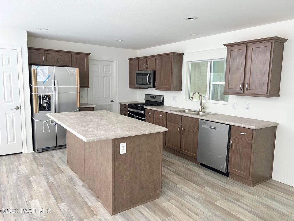 2nd image of 26247 N Sterling Way