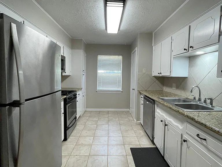 930 Grand Junction Dr — Photo 11