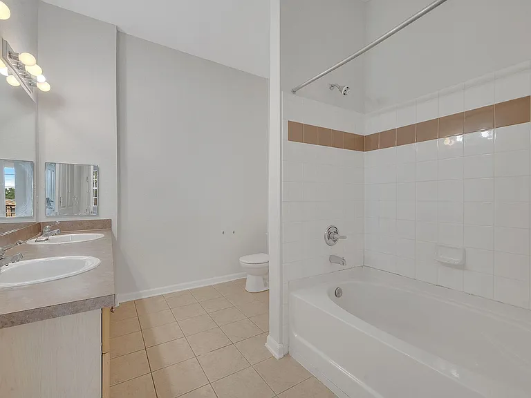 817 Terrace Ridge Cir — Photo 22