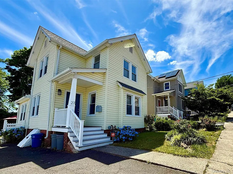 27 Lydecker St — Photo 2