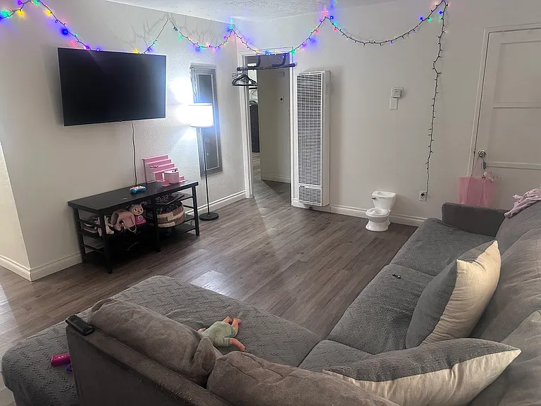 1012 E Navajo St #1012 — Photo 4