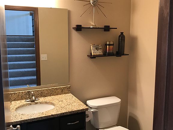 3rd image of 1551 Cedar Vista Ln