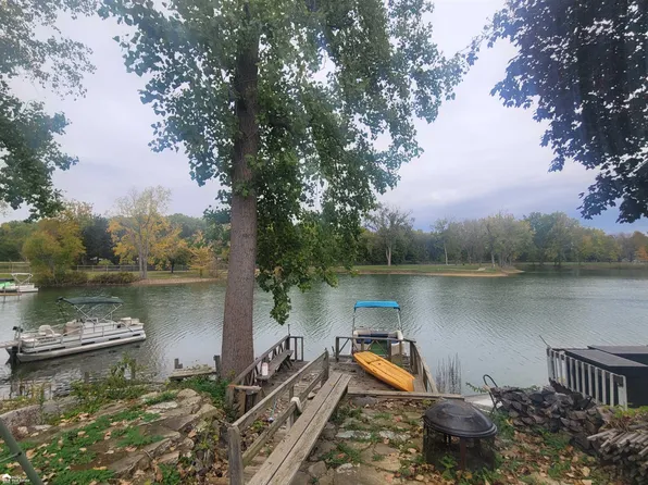 10001 E Goodall Rd #308, Durand, MI 48429