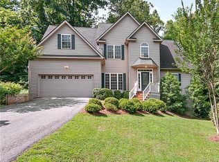 27 Wyntree Dr, Asheville, NC 28803