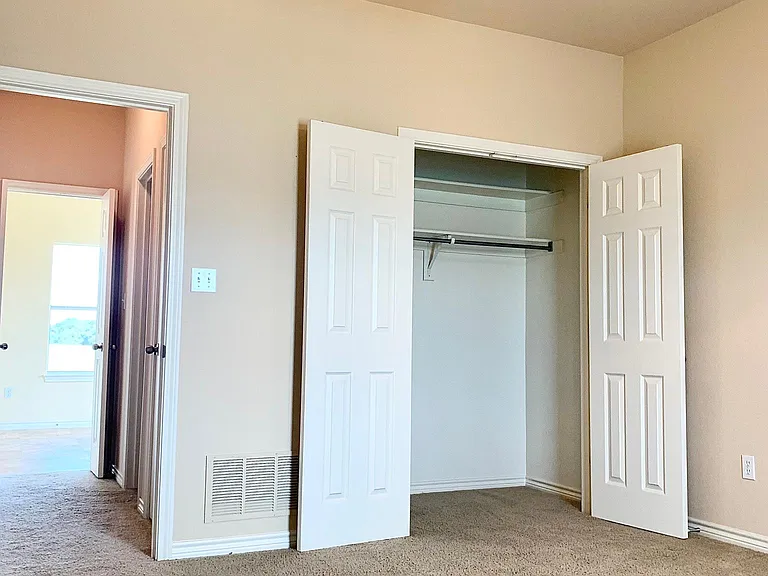 9730 FM 2931 — Photo 10